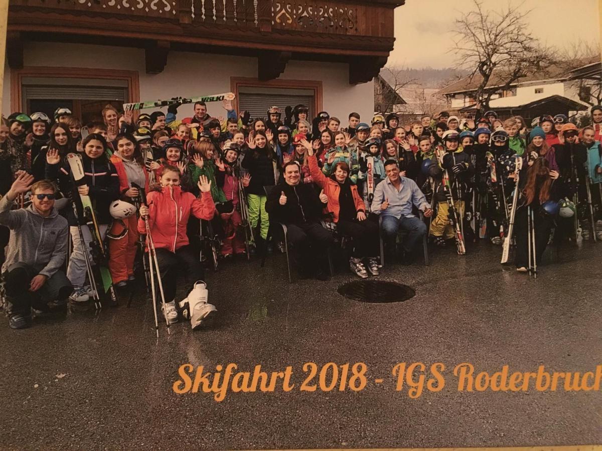 Gassnerwirt Radfeld Hotel ภายนอก รูปภาพ